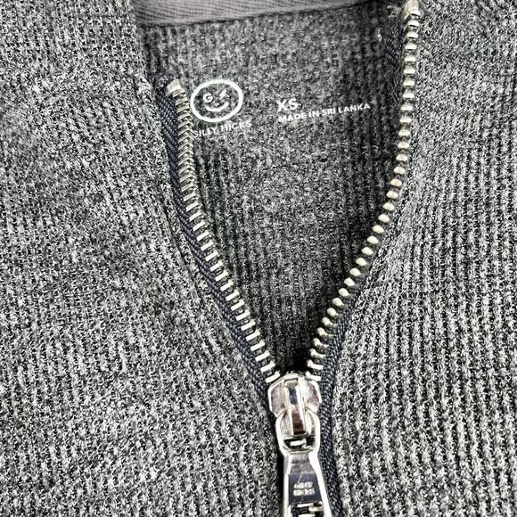 Gilly Hicks Cropped Zip Up Hoodie Jacket Micro Waffle Knit XS Gray Hooded - Picture 3 of 7